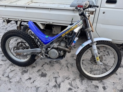 直接引き取りのみ！ 値下げ交渉可能　トライアル　シェルコ03 250cc？