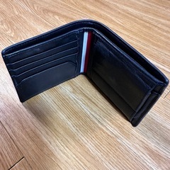 TOMMY 折りたたみ財布の画像