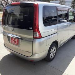 セレナ　4WD 車検令和8年の画像