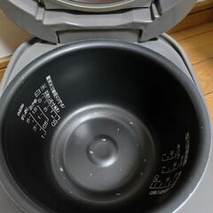 炊飯器の画像
