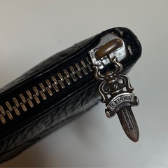 クロムハーツ タイニージップウォレット