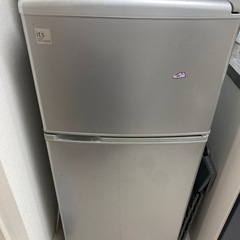 冷蔵庫・食洗機・テレビ・モニター・電子レンジ・トースター・ソファ・姿見