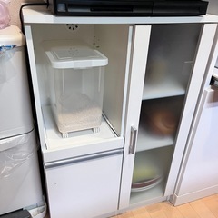 値下げ！！美品！！食器棚