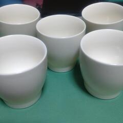 🍵🉐未使用品湯呑み茶碗、？クリームホワイトで少し可愛いかと、の画像