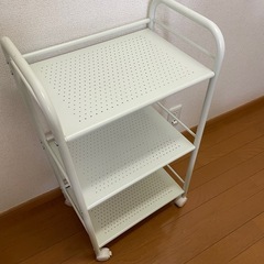 収納棚