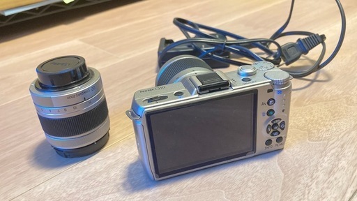 PENTAX Q10 ミラーレス一眼 本体とレンズ2本 PENTAX Q10 ミラーレス