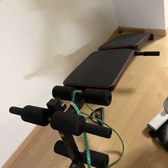 ベンチプレスとステッパーの画像