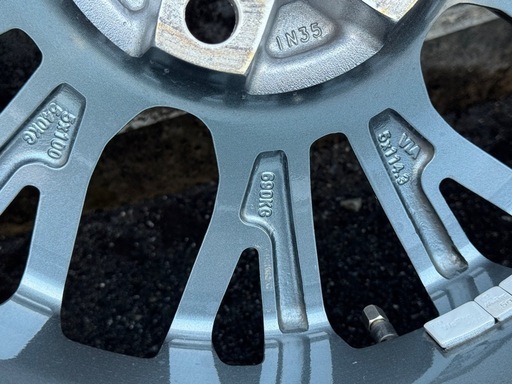 【値下げ！】【おまけ付】ホイール＋スタッドレス 225/60R17（残り溝6mm) 4本 アルファード/ヴェルファイア等
