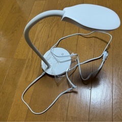 LEDデスクライト  ニトリ