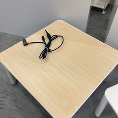 【KJ099】美品 定番 こたつテーブル 正方形 リバーシブル天板 センターテーブル 座卓 リビングテーブル ナチュラルカラー　検)一人暮らし 家具 収納 ダイニング リビング キッチン 冷蔵庫 洗濯機 テーブル ラック レンジ キャビネット ソファの画像