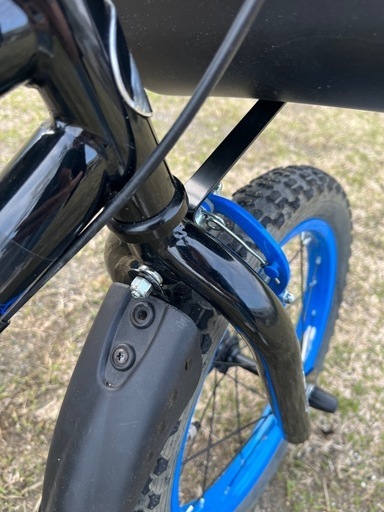 16インチ⭐︎幼児自転車⭐︎青黒⭐︎補助輪あり