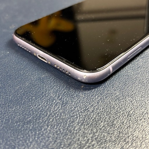 【値下げ可】iPhone11とiPhone8 本体　2.3
万