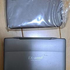 新品と中古　電子辞書(電卓)２個セットの画像