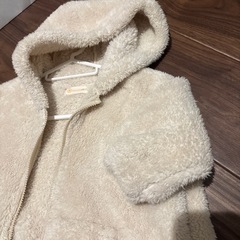 子供のフワフワ上着90の画像