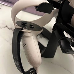 Oculus Quest 2
 64Gカスタム済みの画像