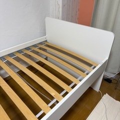 【4/21月13:30まで】IKEA ベッド フレーム ビス留め可能な方　DIY部品として使用したい方の画像