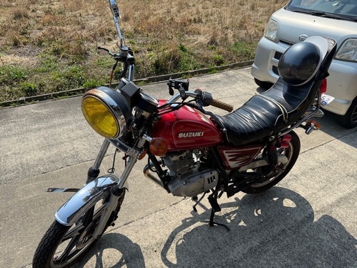 スズキGn125h