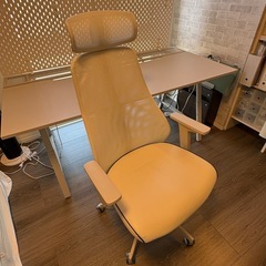 （受渡予定者決定)ゲーミングチェア【IKEA】の画像