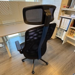 （受渡予定者決定)ゲーミングチェア【IKEA】の画像