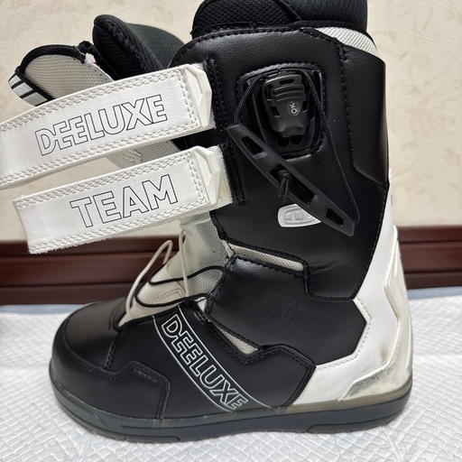 DEELUXE TEAM ID LTD LARA レディース　ディーラックス 24.5