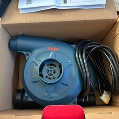 お譲り先が決まりました！RYOBI ブロワー兼吸い込み掃除機の画像