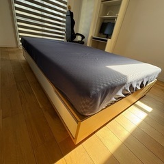 ikea MANDALダブルベッド 未使用品の画像