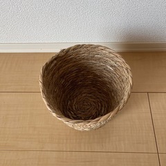フラワーポット　草編み　手編み　小物入れの画像