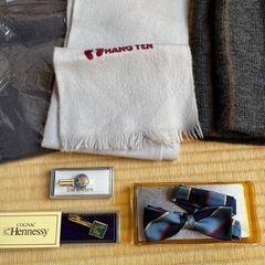 値下げしました。マフラー　蝶ネクタイ　ネクタイピンの画像