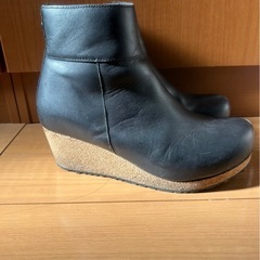 BIRKENSTOCK レディース Ebba ブーツの画像