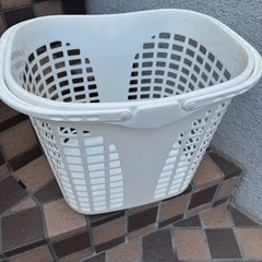洗濯カゴの画像