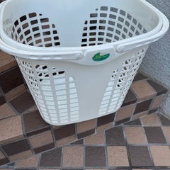 洗濯カゴ