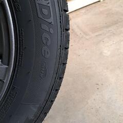 新品で購入３ヶ月使用　17インチスタットレスタイヤホイール４本セットの画像