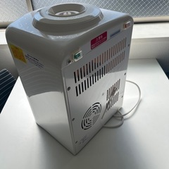 2リットルペットボトル専用ウォーターサーバーの画像