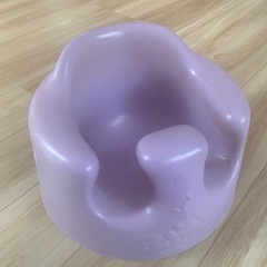 Bumbo バンボ　子供用チェア 