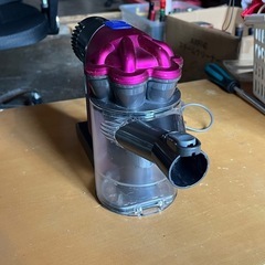 ダイソン/Dyson 掃除機　充電器、本体
