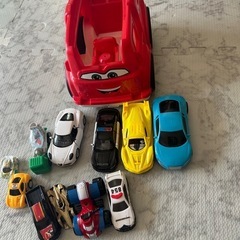 車　おもちゃ
