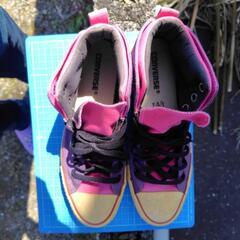 CONVERSE