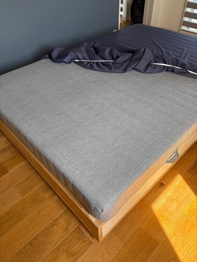 ikea MANDALダブルベッド 未使用品