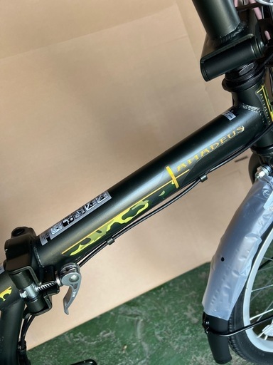 20インチ折りたたみ自転車　マットグリーン　カモ