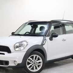 👩‍🦱👩‍🦱人気のMINIクロスオーバー入庫致しました🧓👩‍🦰