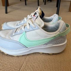 綺麗❗️Nike WAFFLE DEBUT 22.5cm ナイキ　レディース　ジュニア　の画像