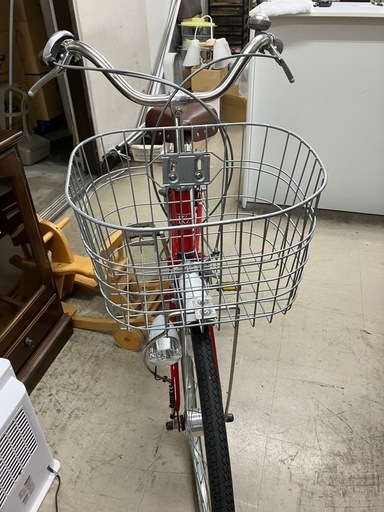 Y2504-129 K’z CONCEPT 26インチ自転車 年式表記無し カゴ付き タイヤの空気少し抜けています 3段変速 赤色 後