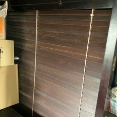 広げた状態載せましたがもう少し広がります。木製ブラインドついたて...