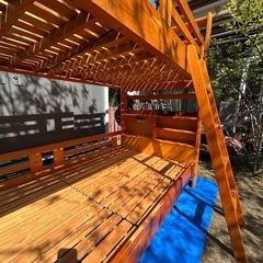 木製二段ベッドの画像