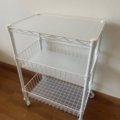 カインズ　キッチンワゴンの画像