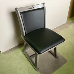 値下げしました！ 回転チェアー １脚 グレー 椅子 腰掛 イス 未使用