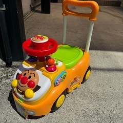 アンパンマン　乗り物
