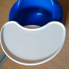 Bumbo ベビーチェア 机つき