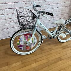 【小学生用/アウトレット品（キズの為お値引き商品）】サカモトテクノ 22型スパイスアップ 身長125cm程度から 白色<自転車のオオムラ 静岡店>の画像