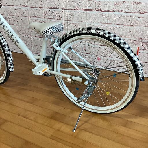 【小学生用/アウトレット品（キズの為お値引き商品）】サカモトテクノ 22型スパイスアップ 身長125cm程度から 白色<自転車のオオムラ 静岡店>